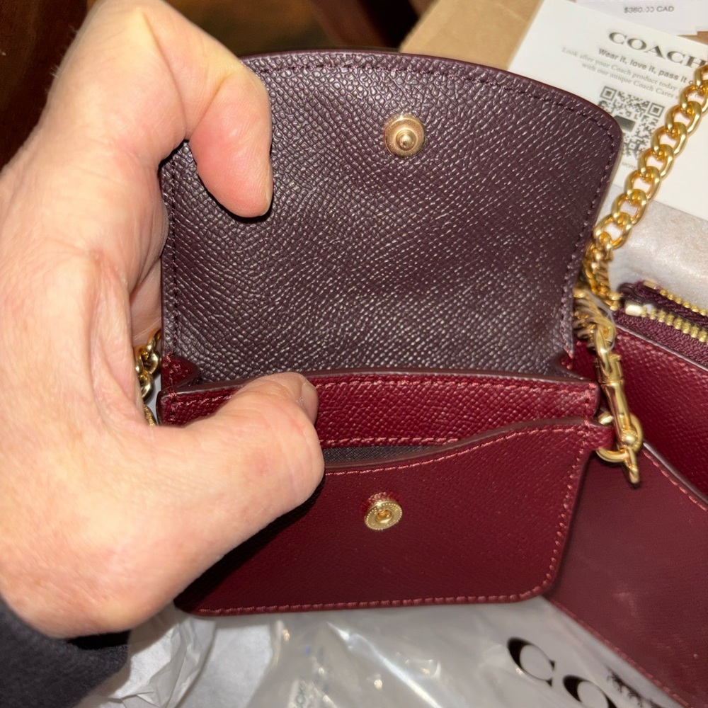 Coach 🆕 Poppy Crossbody Bag with card case dark wine Gold hardware - Picture 7 of 12